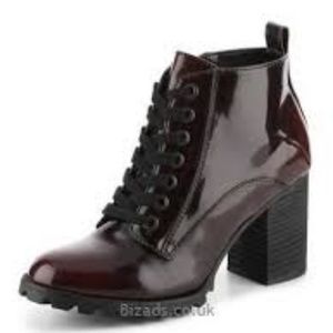 Mix No.6 Elisabet Chunky Bootie in Burgandy Shiny